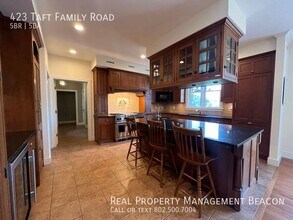 423 Taft Family Rd in Hartford, VT - Building Photo - Building Photo
