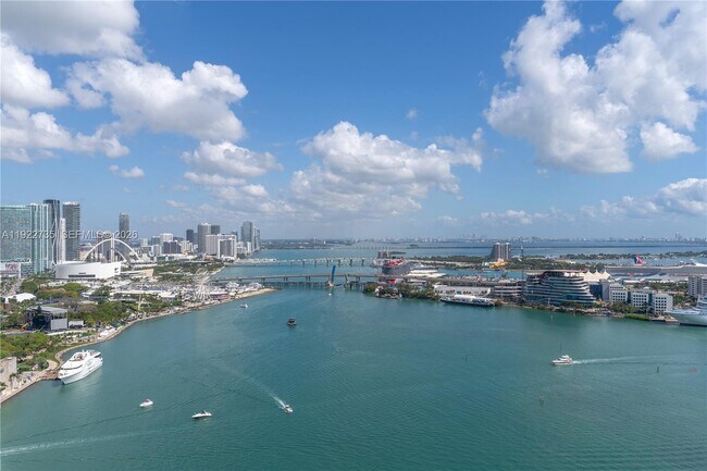 property at 808 Brickell Key Dr