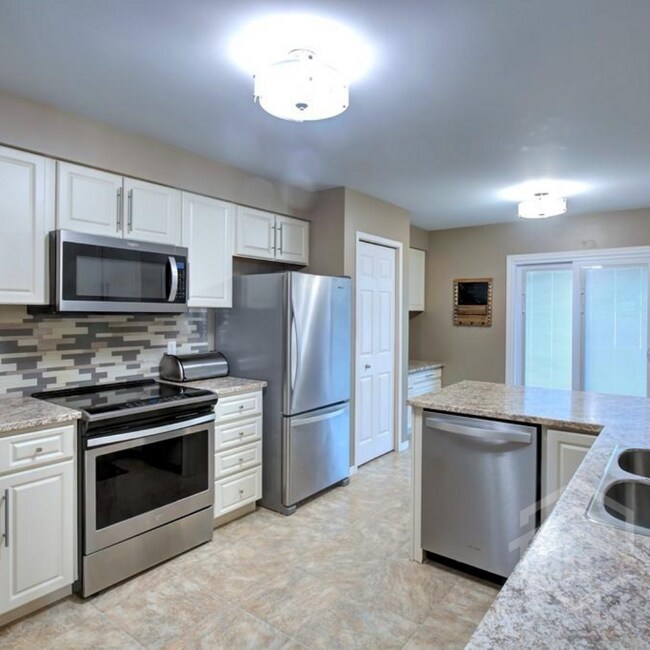39 Primrose Dr in Tillsonburg, ON - Building Photo - Building Photo