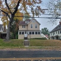 118 Warrenton Ave, Unit 3 in Hartford, CT - Building Photo