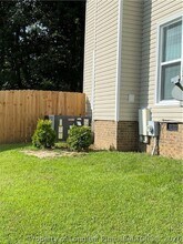 1212 Butterwood Cir in Fayetteville, NC - Foto de edificio - Building Photo