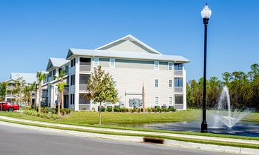 Pier Park Crossings in Panama City Beach, FL - Foto de edificio - Building Photo