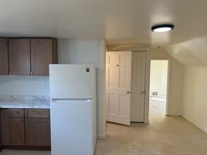 108 Burton St SW in Grand Rapids, MI - Building Photo - Building Photo