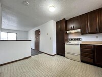 780 Ryan Ave - 10