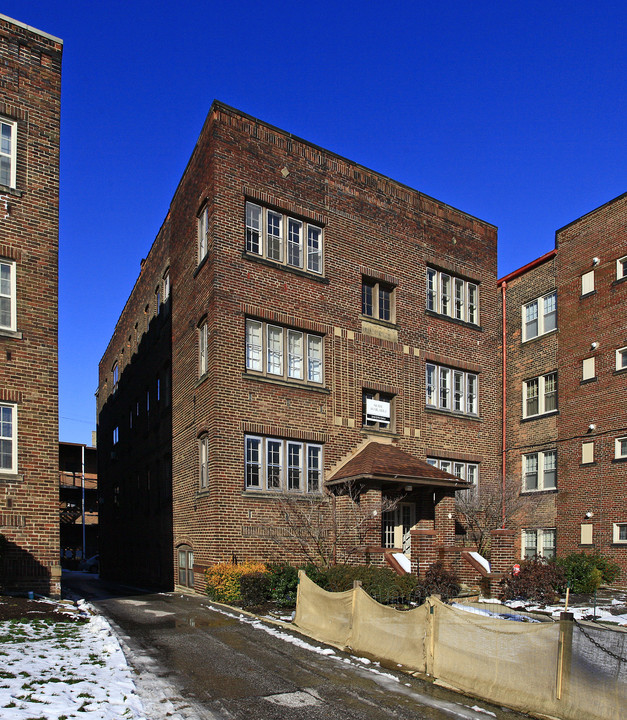 Harriet in Cleveland, OH - Building Photo