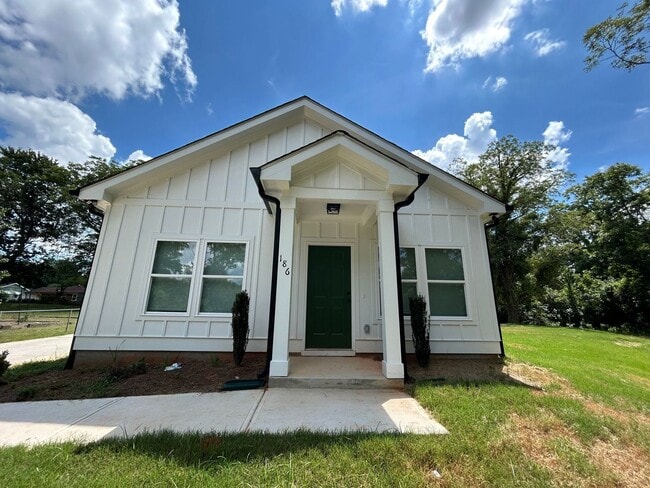 property at 186 Stanelle Dr