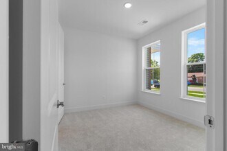 1861 Shookstown Rd in Frederick, MD - Building Photo - Building Photo