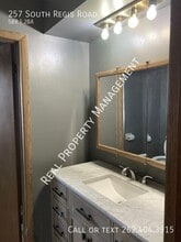 257 S Regis Rd in Saukville, WI - Building Photo - Building Photo