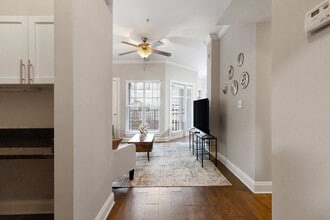 590 James Maxwell Rd in Atlanta, GA - Building Photo - Building Photo