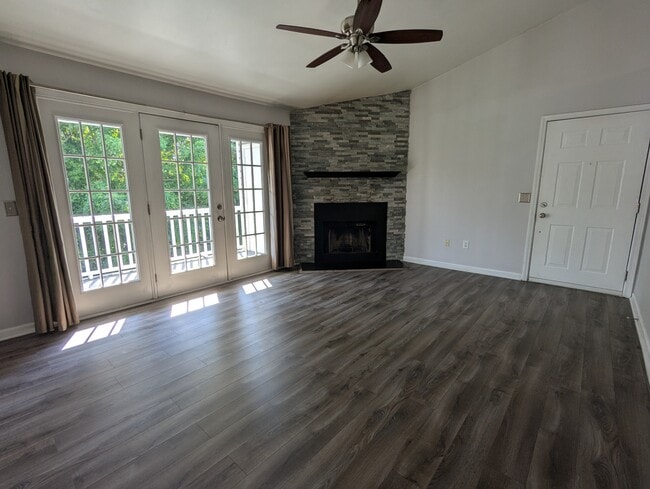 property at 806 Pelham Square Way