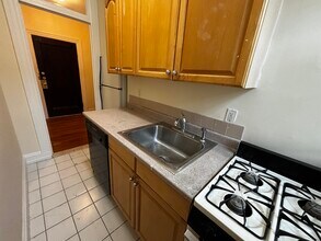 18 Glenville Ave, Unit 15-1 in Boston, MA - Building Photo - Building Photo