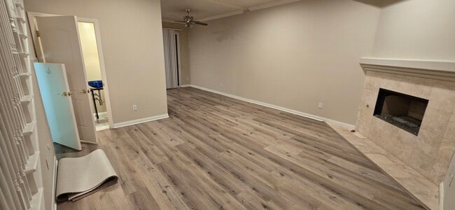 2221 Grant Ave in Redondo Beach, CA - Foto de edificio - Building Photo