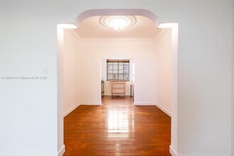 1610 Pennsylvania Ave in Miami Beach, FL - Building Photo - Building Photo