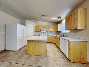 3795 W 850 S in Syracuse, UT - Building Photo - Building Photo