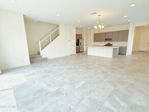 1949 W Kinfield Trail in Phoenix, AZ - Building Photo - Building Photo