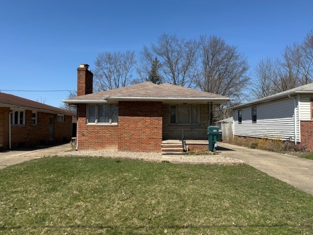 property at 5740 Garfield Ave