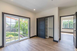 142 Church St in Phoenixville, PA - Foto de edificio - Building Photo