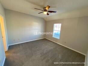 4267 Kings Valley Cove E in Memphis, TN - Building Photo - Building Photo