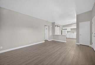 Cedar Court in Arvada, CO - Foto de edificio - Building Photo