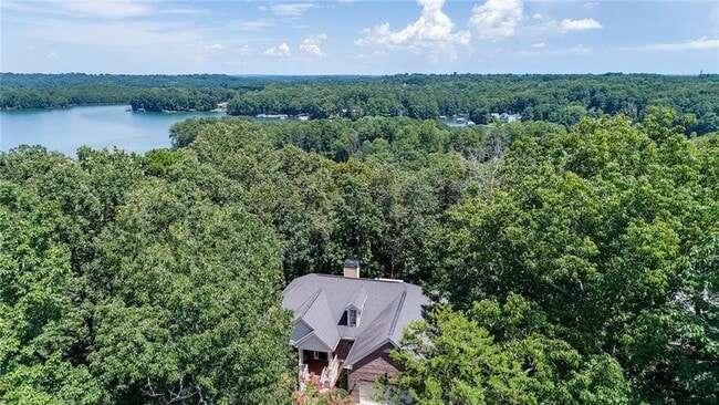 2070 Habersham Marina Rd in Cumming, GA - Building Photo - Building Photo