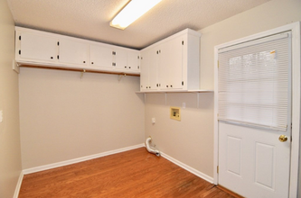 577 Hunterdale Rd in Evans, GA - Building Photo - Building Photo