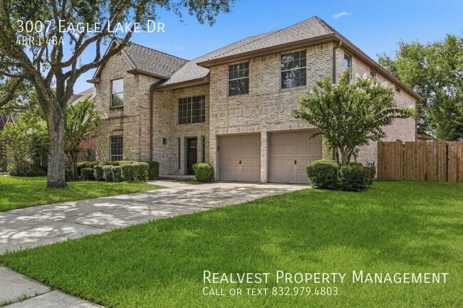 property at 3007 Eagle Lake Dr