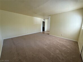 1309 N 23rd St, Unit 3 in Las Vegas, NV - Foto de edificio - Building Photo