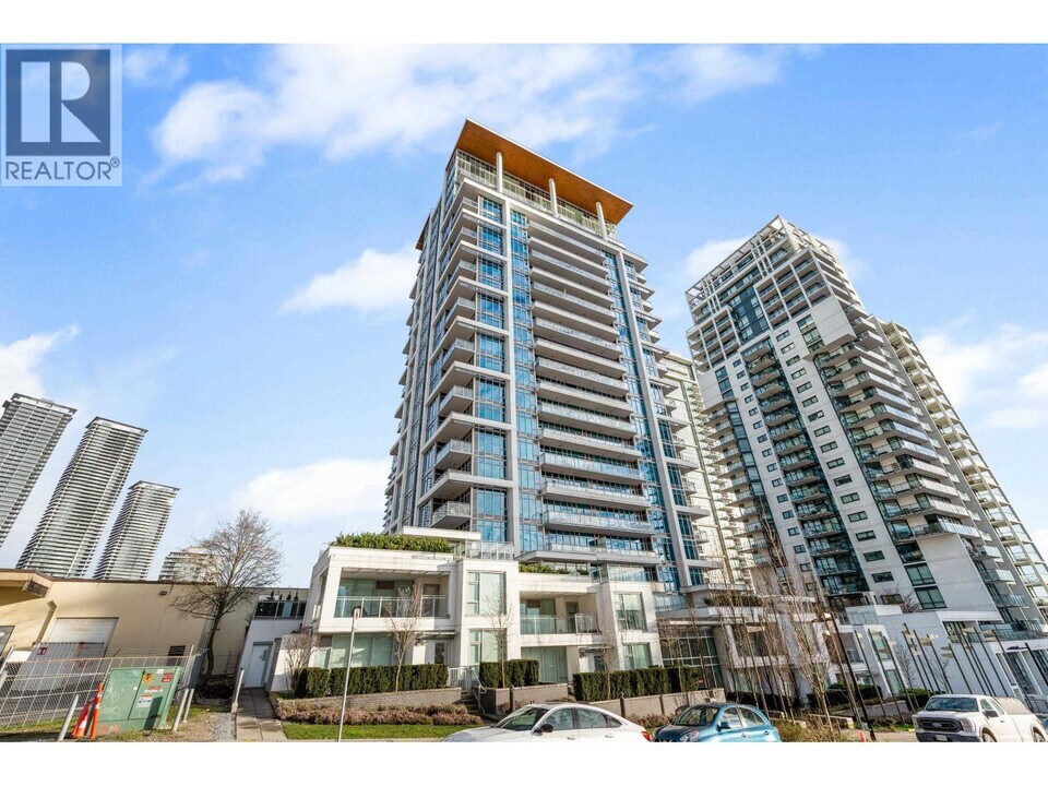 2288 Alpha Ave in Burnaby, BC - Building Photo