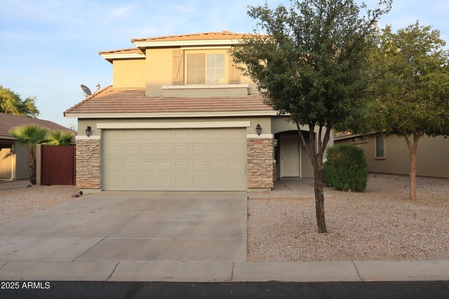 35161 N Bandolier Dr in San Tan Valley, AZ - Building Photo