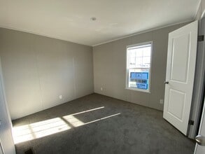 58 Castings Rd in Springfield, IL - Building Photo - Building Photo