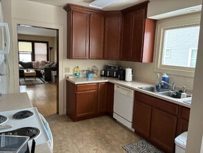 515 Broadway St in Eau Claire, WI - Building Photo - Building Photo