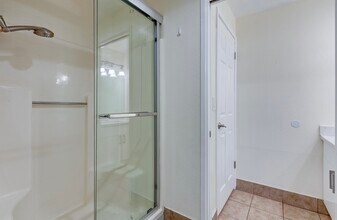 1475 Fry Ln in Hayward, CA - Building Photo - Building Photo