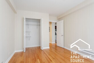 4180 N Marine Dr in Chicago, IL - Building Photo - Building Photo