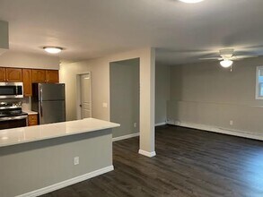 26 Cedarwood Dr in Huntington Station, NY - Building Photo - Building Photo