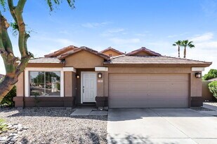 3876 S Shiloh Way in Gilbert, AZ - Building Photo
