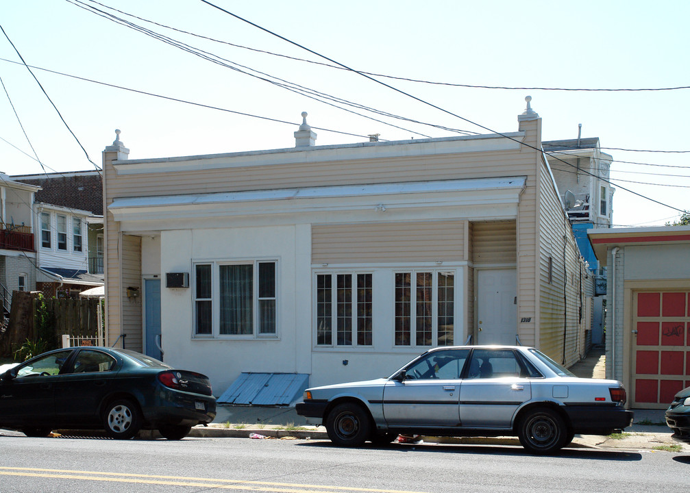 1316 W Walnut St in Allentown, PA - Building Photo