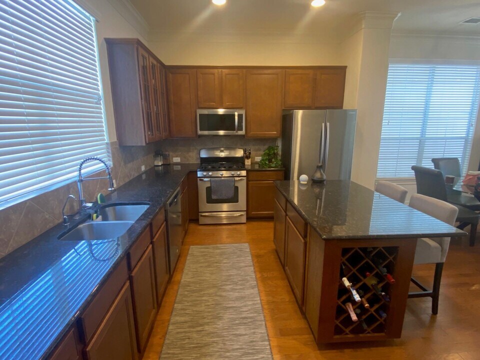 3209 Clearview Cir in Houston, TX - Building Photo