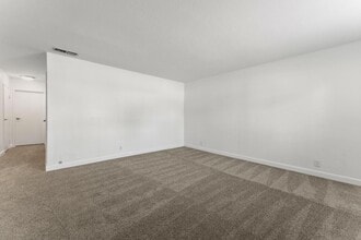 6033 Westbrook Dr in Citrus Heights, CA - Building Photo - Building Photo