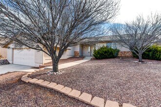 7383 N Summit View Dr in Prescott Valley, AZ - Building Photo - Building Photo