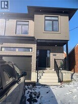 196 Sydney St S in Kitchener, ON - Building Photo
