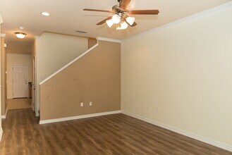 1496 Bentley Cir in Fort Walton Beach, FL - Building Photo - Building Photo