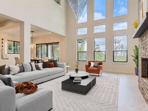 15104 Barrie Dr in Austin, TX - Building Photo - Building Photo