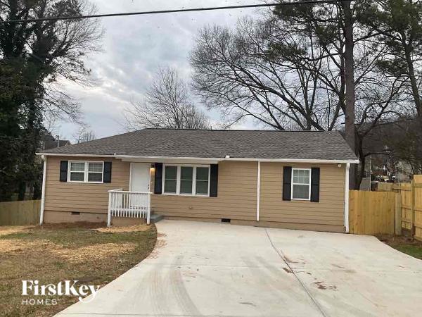 property at 6064 Blackhawk Trail SE