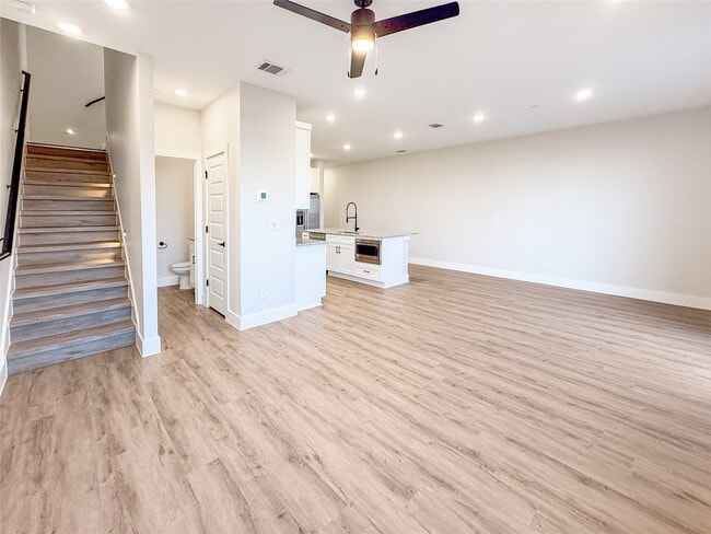 property at 5605 Mobeetie Lp