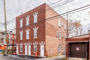446 Hickson Rue in Verdun, QC - Building Photo