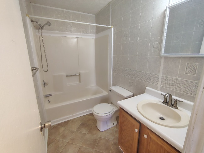 22 Fonda Dr in Lynchburg, VA - Foto de edificio - Building Photo