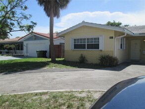 4831 Bayview Dr in Fort Lauderdale, FL - Building Photo - Building Photo