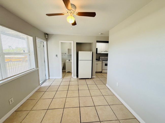 680 22nd Ave S in St. Petersburg, FL - Building Photo - Building Photo
