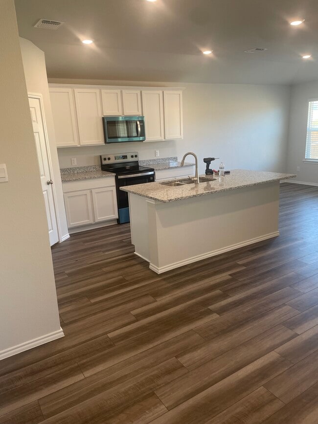 1009 Cedar Trail in Belton, TX - Building Photo - Building Photo