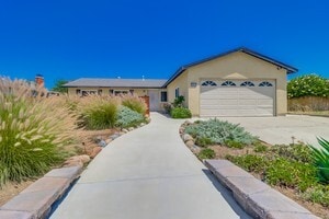 9813 Medina Dr in Santee, CA - Building Photo - Building Photo